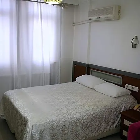 Yeni Kosk Esra Hotel 2*